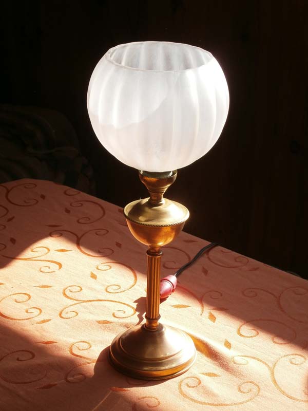 Старинная лампа