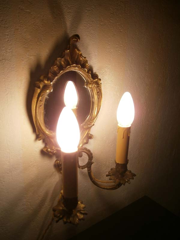 Антикварная французская настенная лампа бра с зеркалом
