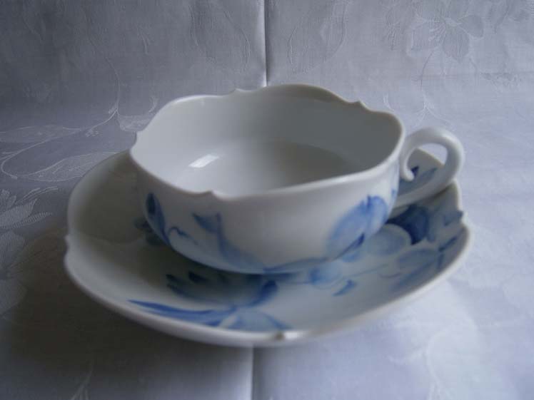 Коллекционная чайная чашка Meissen