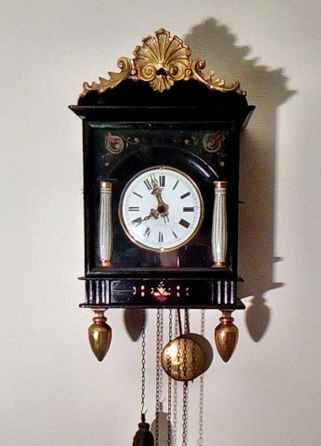 Настенные редкие часы Шварцвальд
