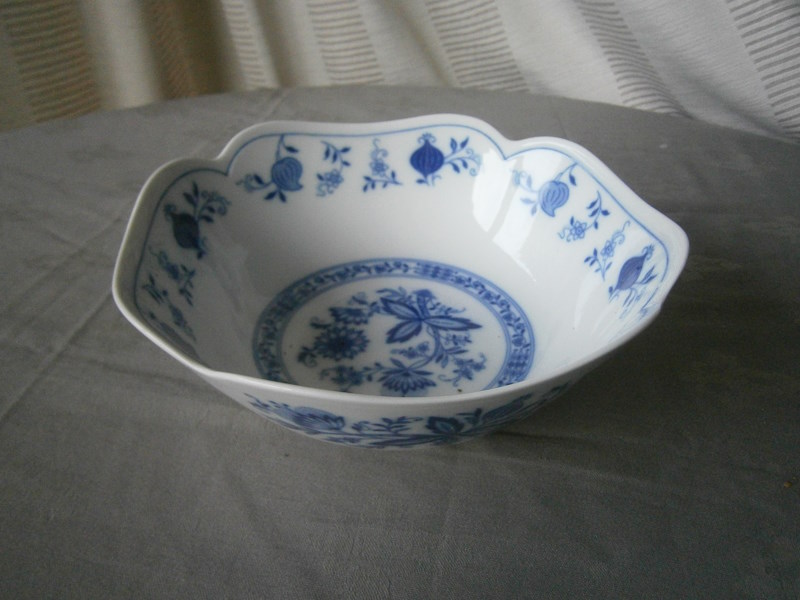 Салатница немецкая Zwiebelmuster 