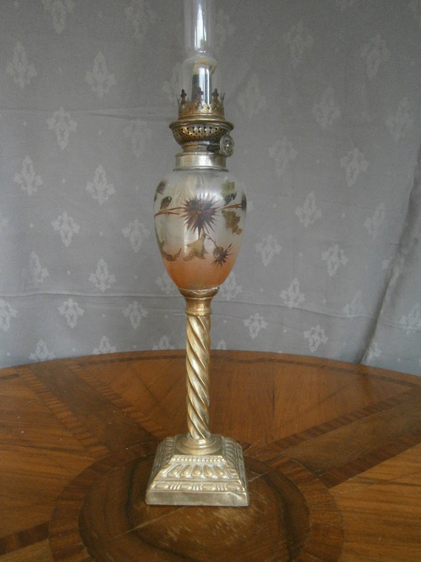 Французская керосиновая лампа Bijoux