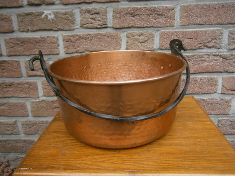 Медный котелок